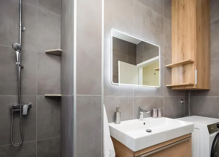 Dada Luxury A2 * Promajna