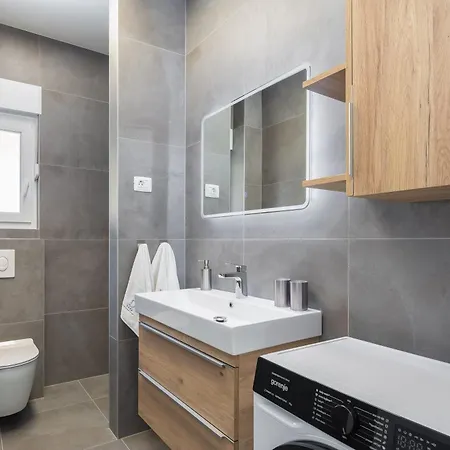 Dada Luxury A2 *
