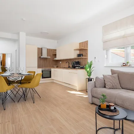 Apartament Dada Luxury A2 *