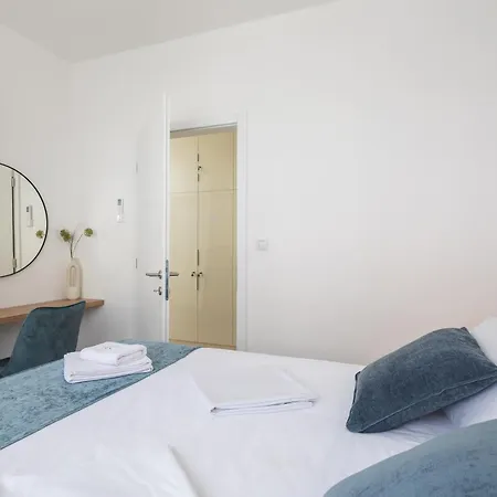Dada Luxury A2 Apartament *